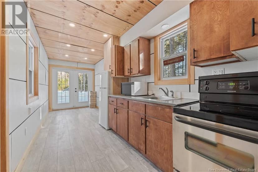 53 Stanley Street — photo 2 of 14