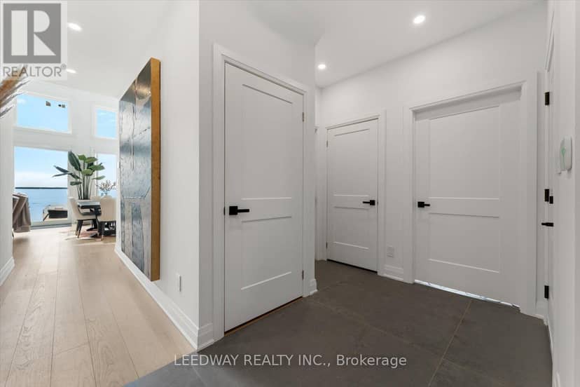 24410 Thorah Park Boulevard — photo 7 of 40