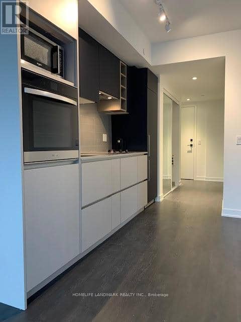806 - 319 Jarvis Street — photo 15 of 18