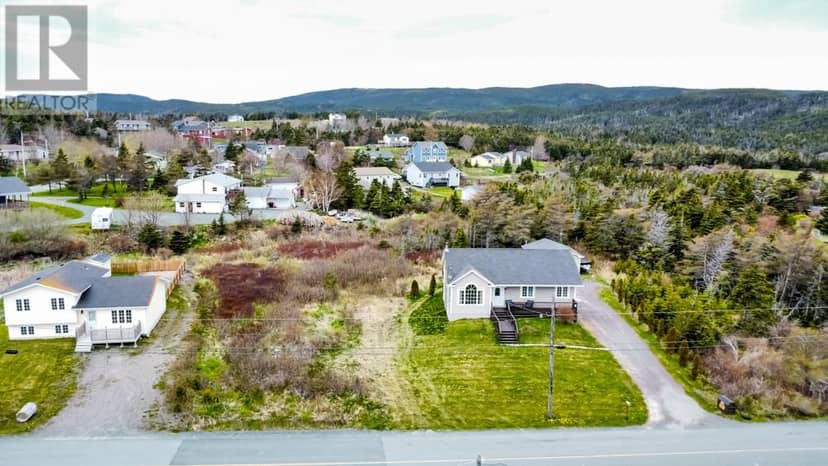 803-805 Main Road — photo 4 of 8