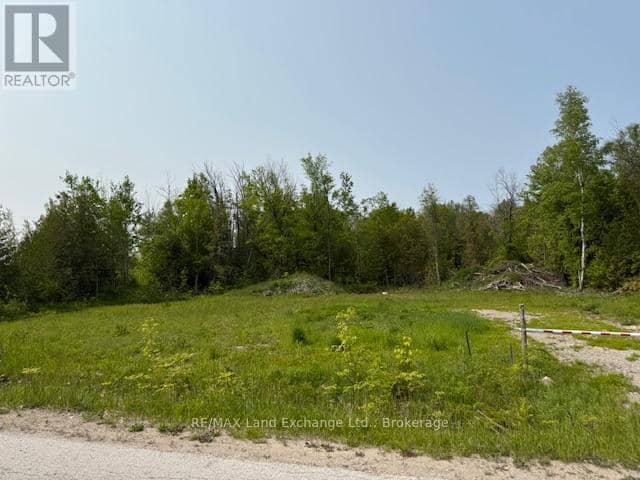 3 Lorne Beach Road, Kincardine, photo 2