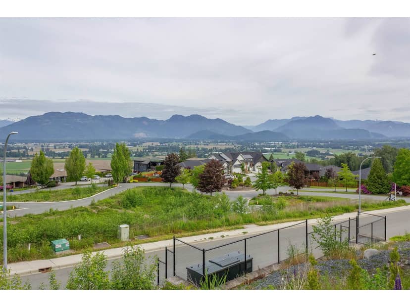 1 51076 FALLS COURT, Eastern Hillsides, Chilliwack