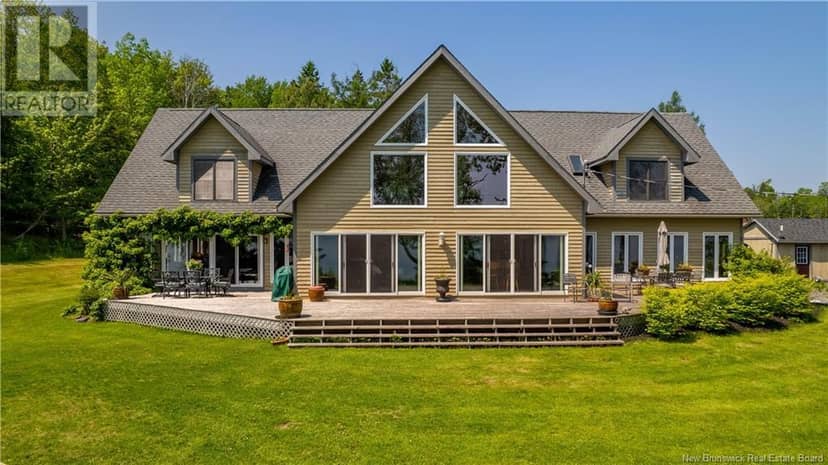 72 Young Lane, Oak Haven