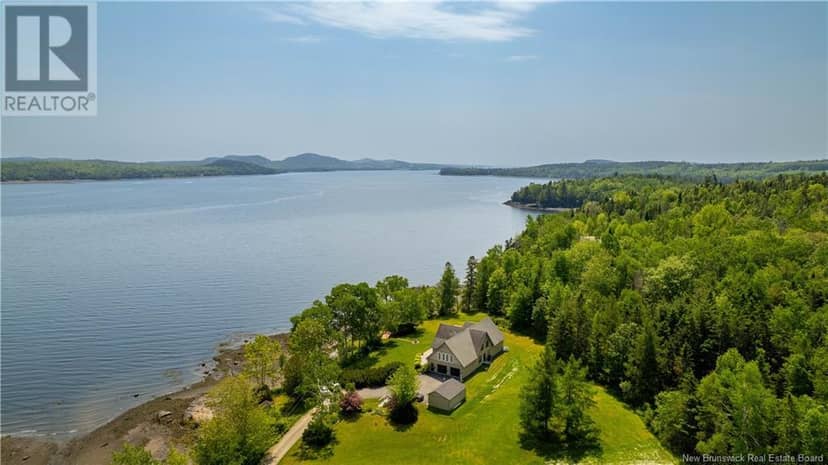 72 Young Lane, Oak Haven, photo 2
