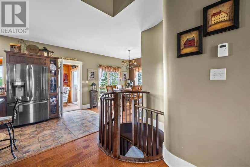 30 Sunset Drive — photo 17 of 40