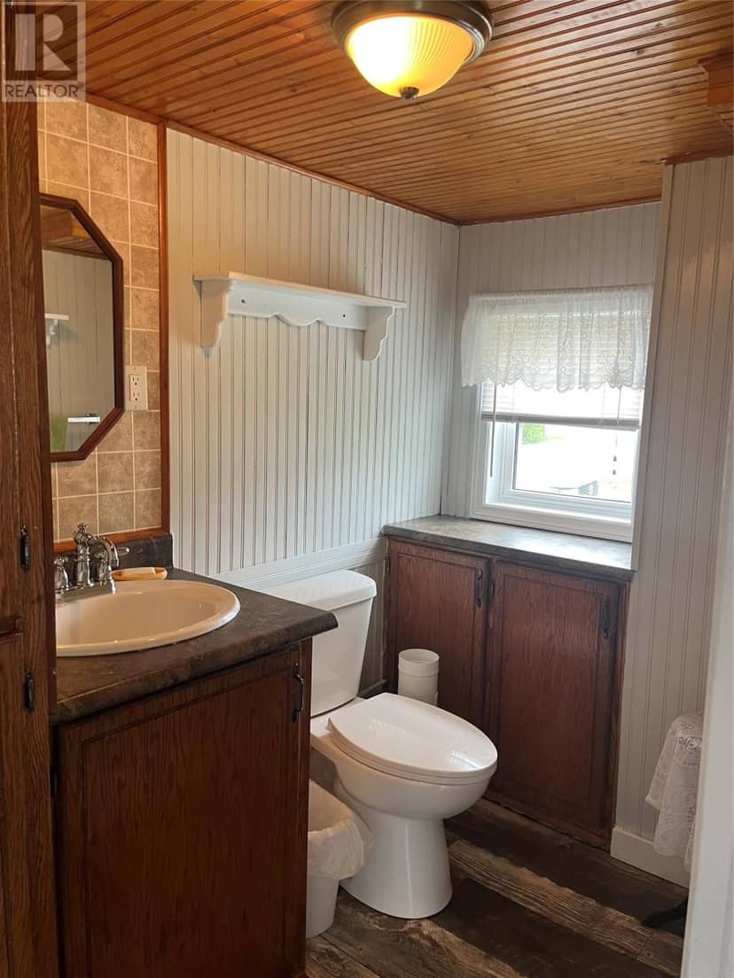 124 Main (Port Union South) Street — photo 12 of 17