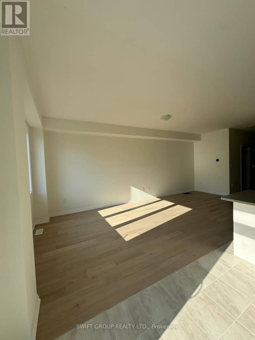 123 Granville Crescent — photo 3 of 28