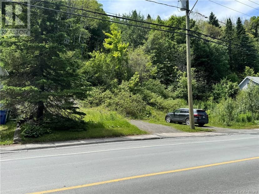 330 Canada Road, Edmundston, photo 3