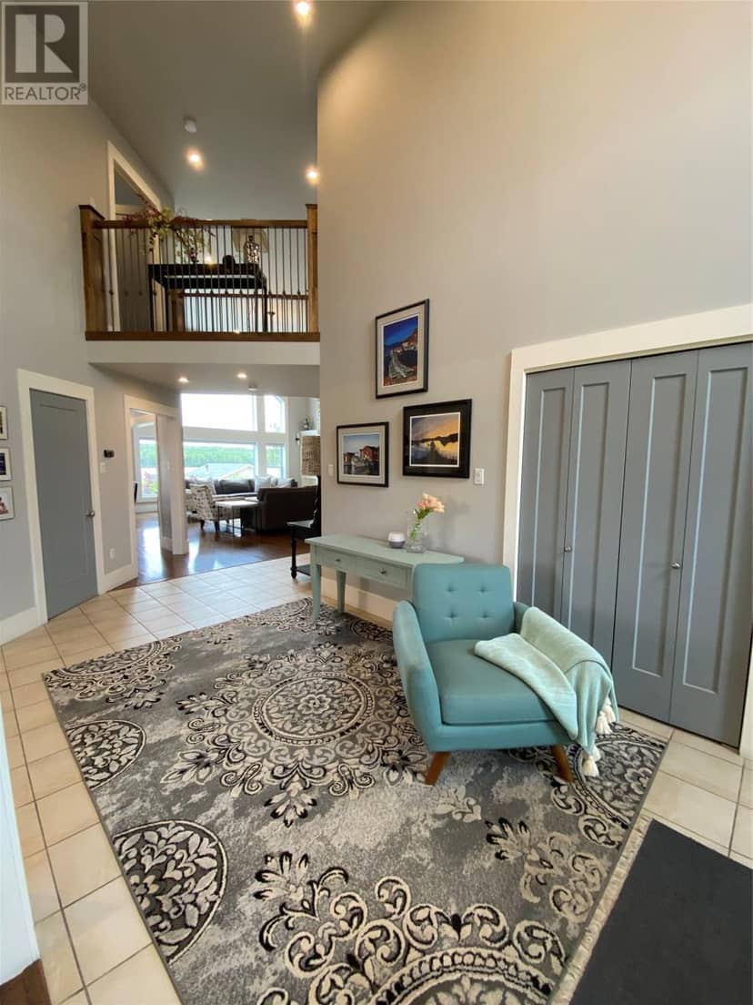 123 Main Street — photo 19 of 40
