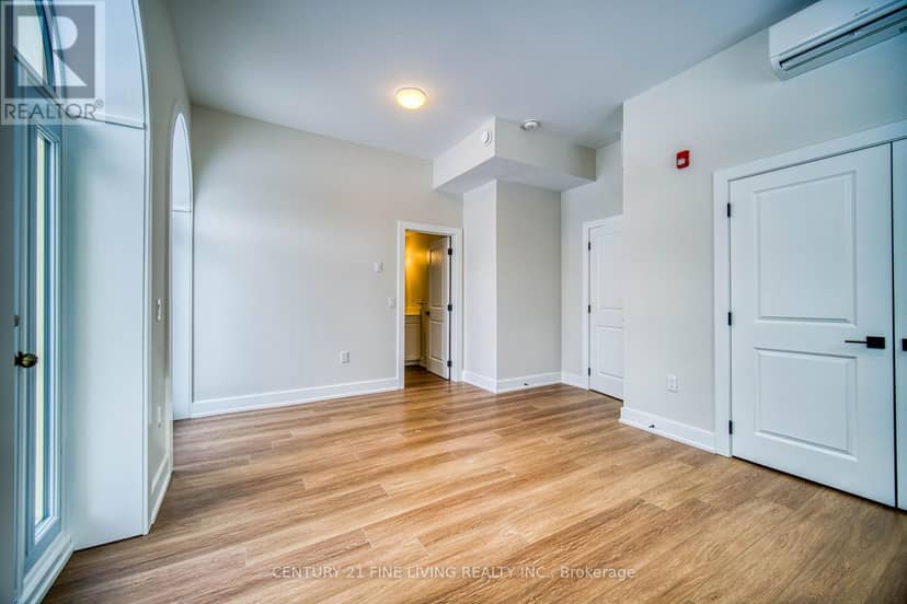 1614 Ridge Road E — photo 9 of 35