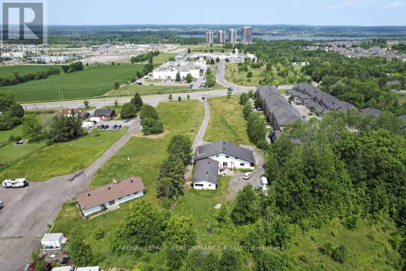 1016 Old Montreal Road, Ottawa, photo 3