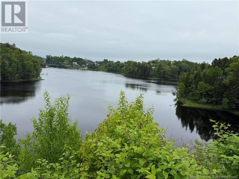 90 L'Etete Road — photo 13 of 18