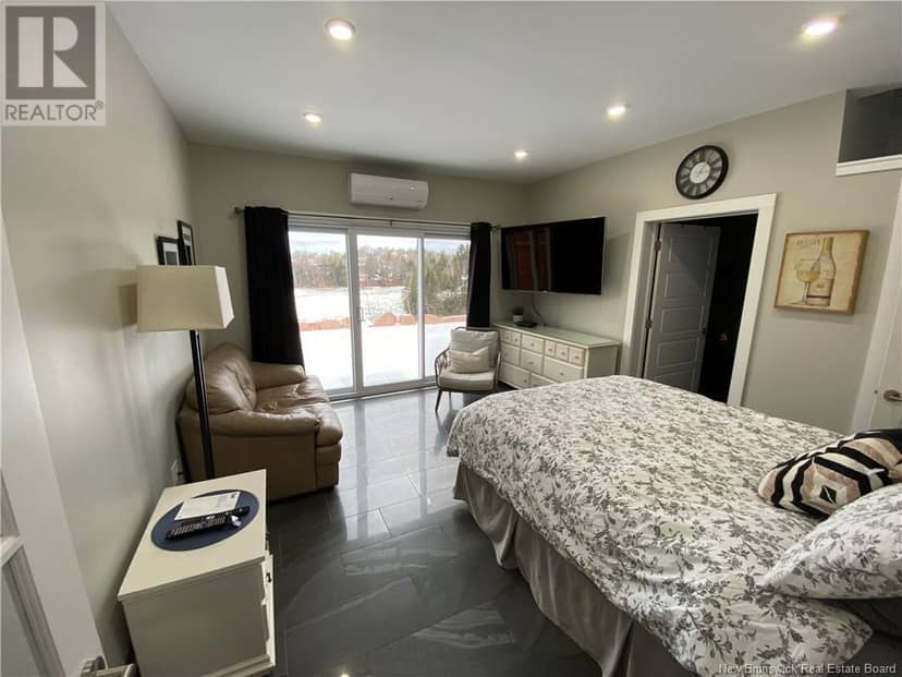 90 L'Etete Road — photo 12 of 18