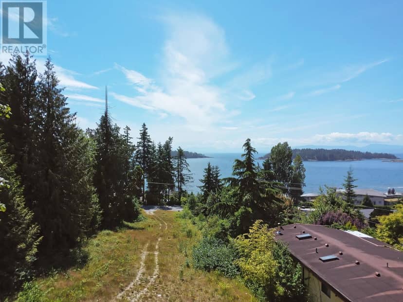 Lot 2 LILAC STREET, Sechelt, photo 2