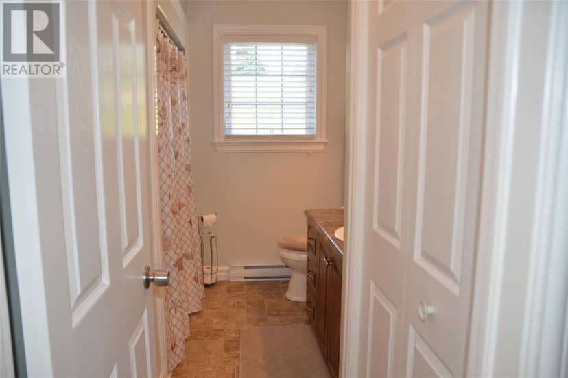 36 Goose Bay Drive — photo 12 of 16