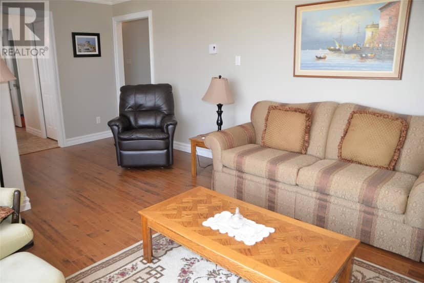 36 Goose Bay Drive — photo 3 of 16