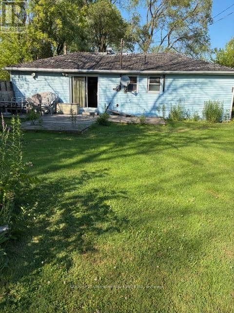 741 County Road 28 Road W, Prince Edward County, photo 2