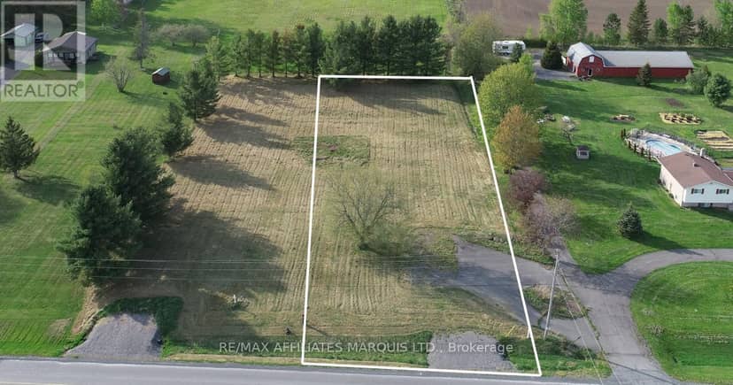 17181 McNeil Road, North Stormont