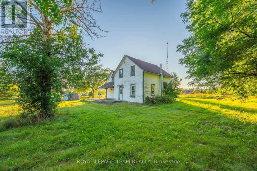 1102 Perth Road N — photo 17 of 20