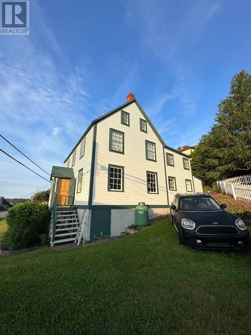 19 West Street — photo 6 of 40