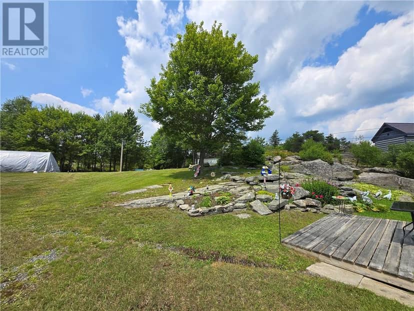 295 Riverside Road — photo 15 of 17
