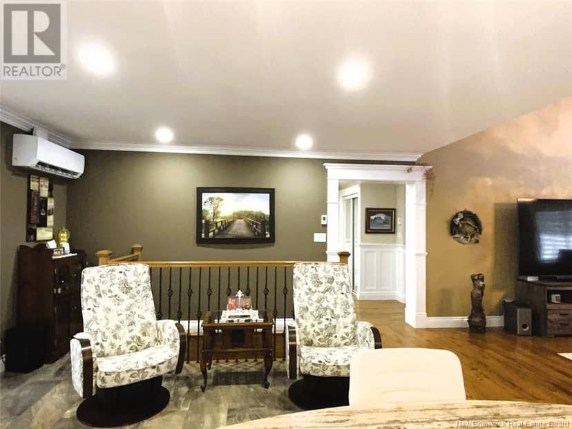 24 Principale Street — photo 7 of 32