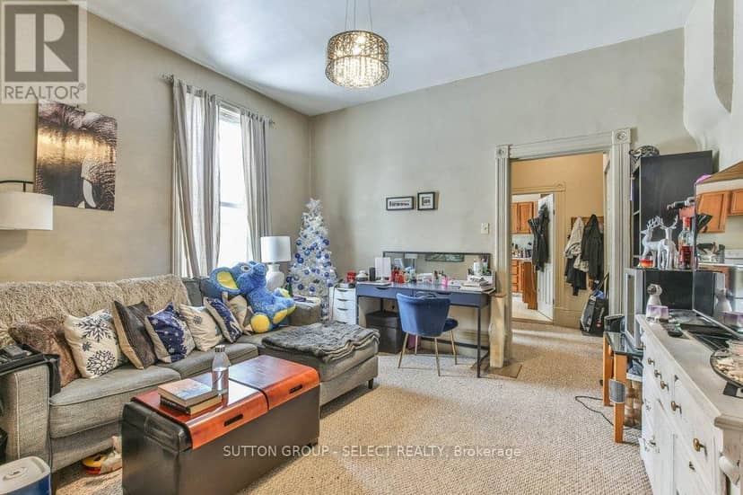 330 Burwell Street — photo 18 of 40