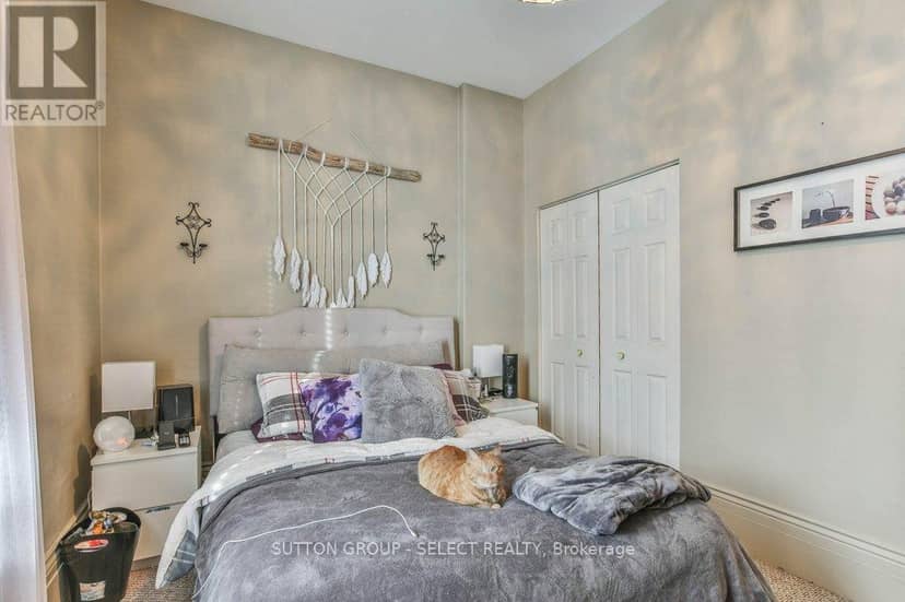 330 Burwell Street — photo 21 of 40