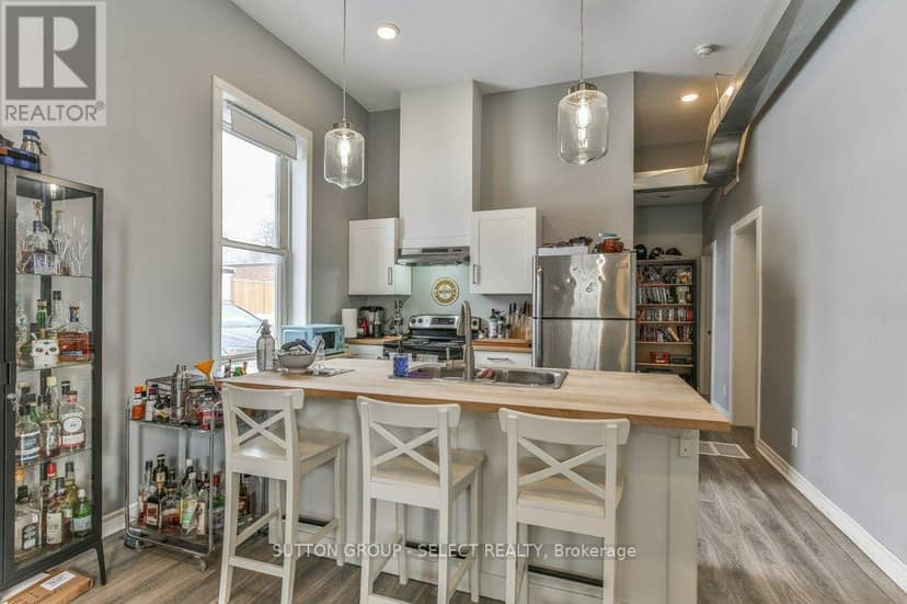 330 Burwell Street — photo 34 of 40