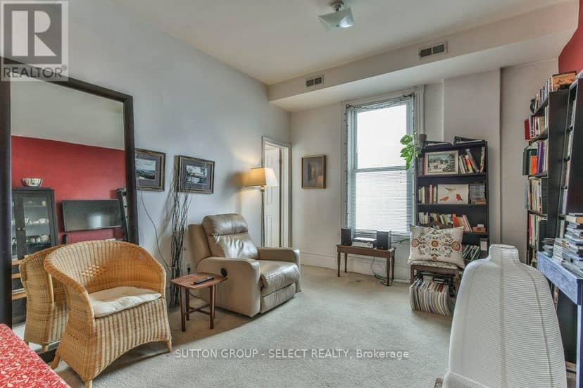 330 Burwell Street — photo 8 of 40