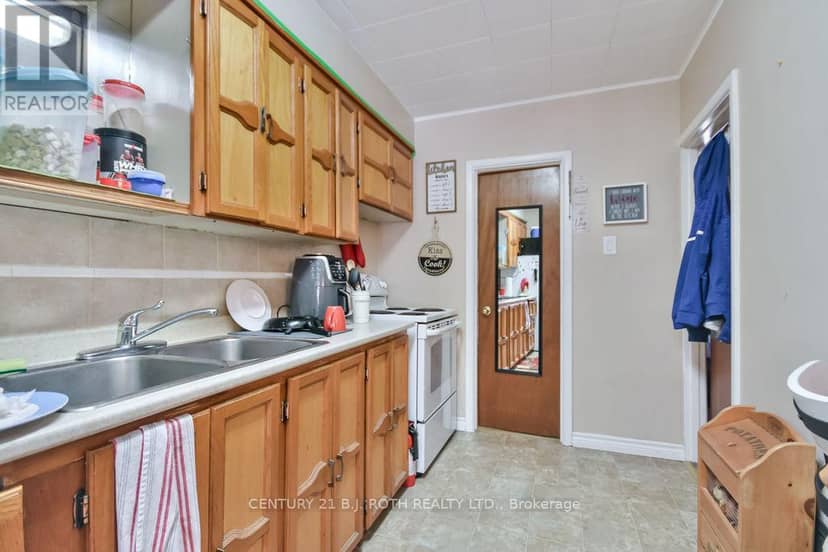 8 Summerset Place — photo 22 of 29