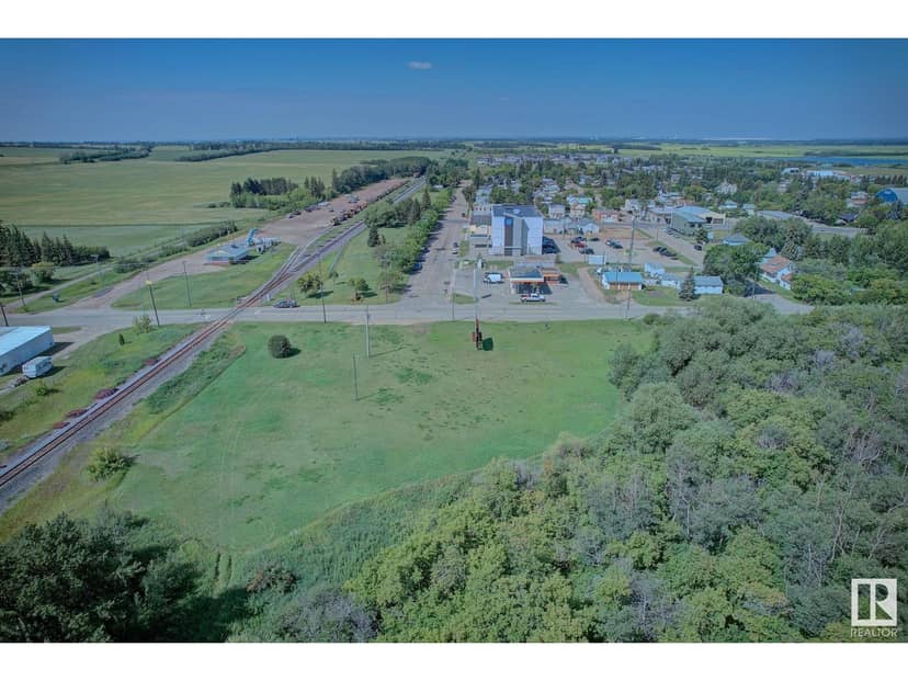 4715 & 4803 48 ST, Bruderheim, photo 4