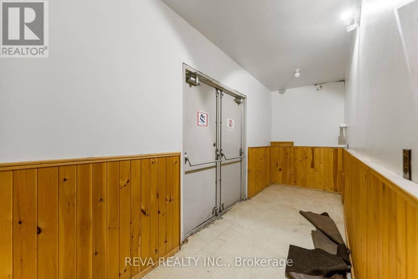 786 Centreview Road — photo 5 of 22