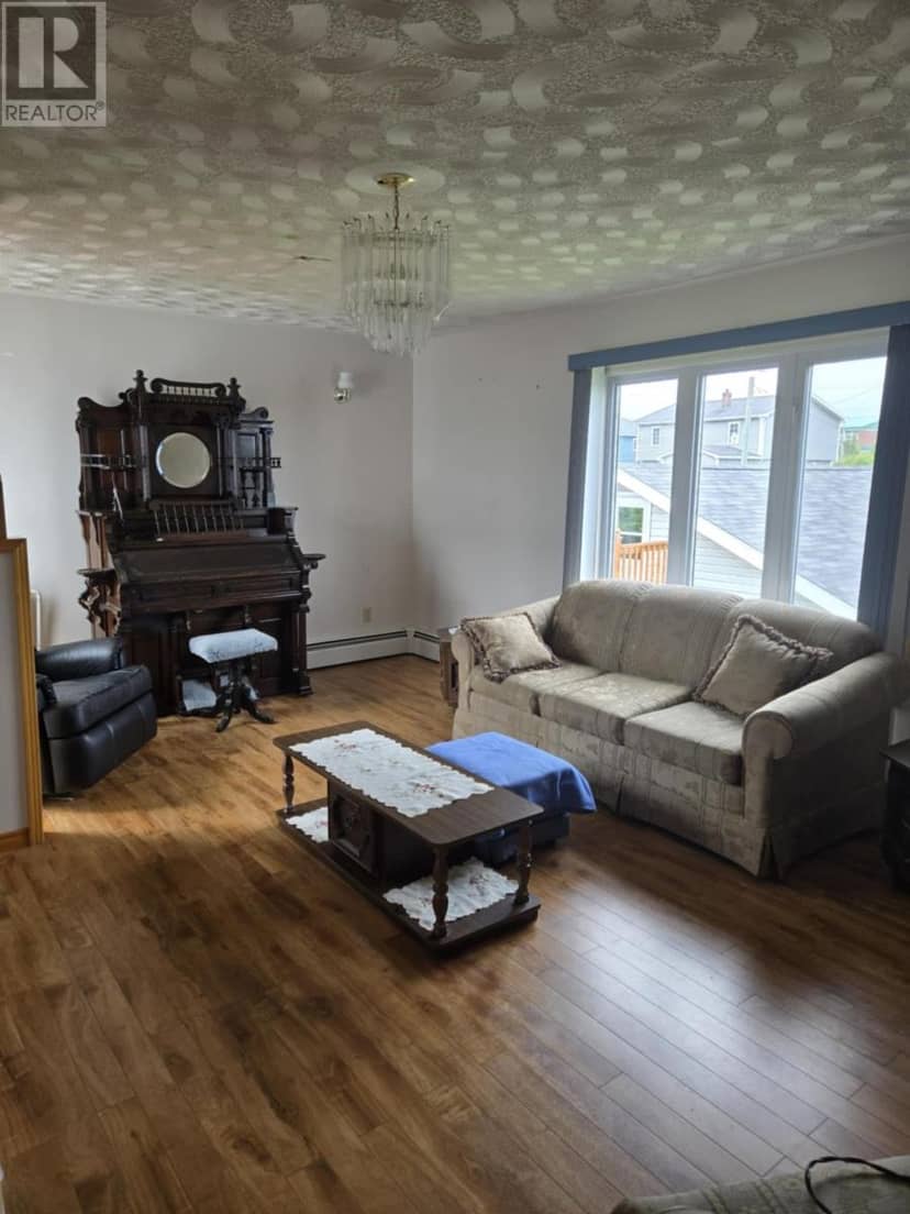 4 A Church Road — photo 9 of 15