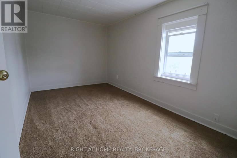 36 Nickel Street — photo 14 of 15