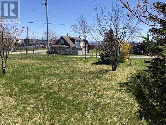 65 Ohio Drive — photo 2 of 8