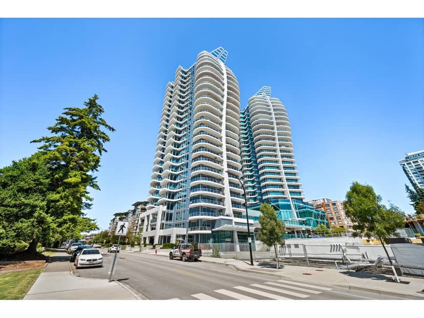 1601 1500 MARTIN STREET, White Rock, photo 2