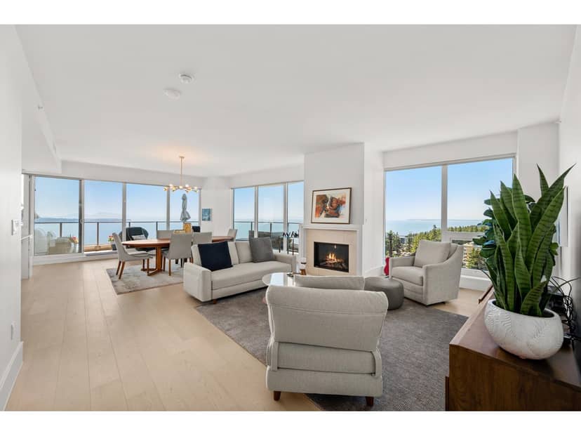 1601 1500 MARTIN STREET, White Rock, photo 4