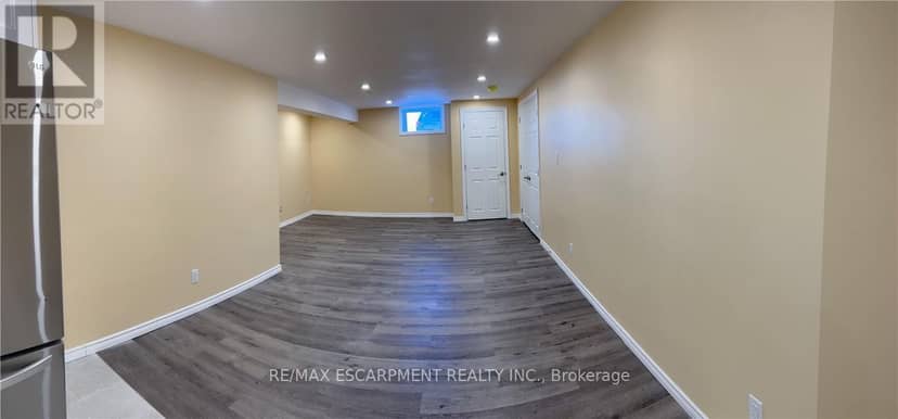 5750 Hodgson Avenue — photo 37 of 40