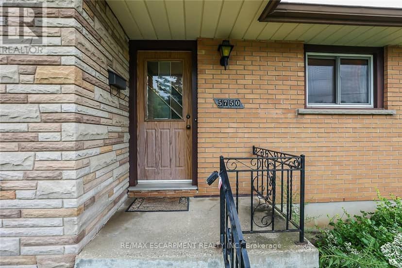 5750 Hodgson Avenue — photo 4 of 40