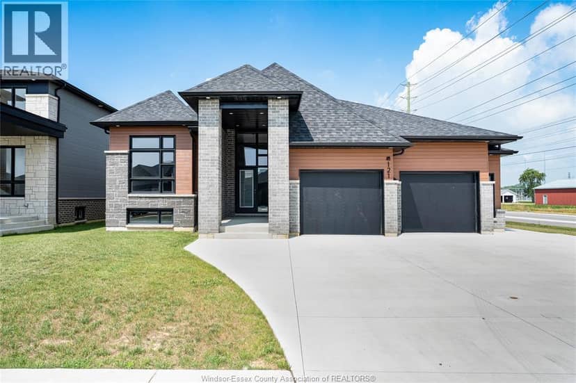 121 Hazel Crescent — photo 1 of 32