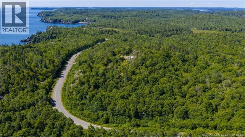 643 Fundy Drive — photo 10 of 18