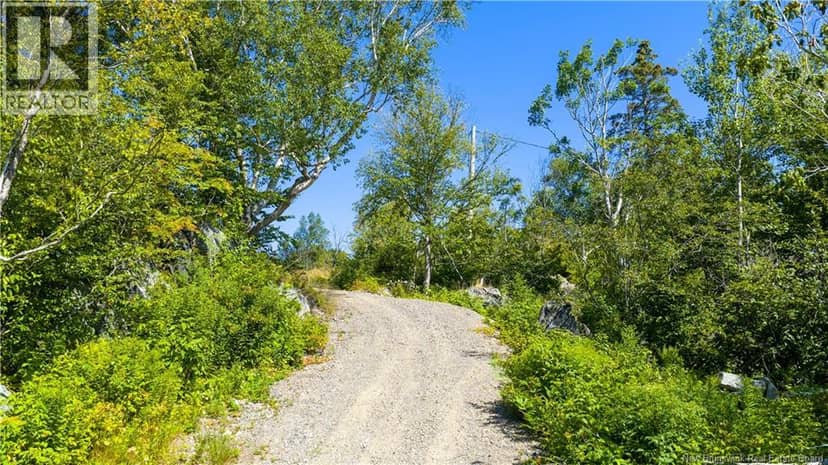 643 Fundy Drive — photo 14 of 18