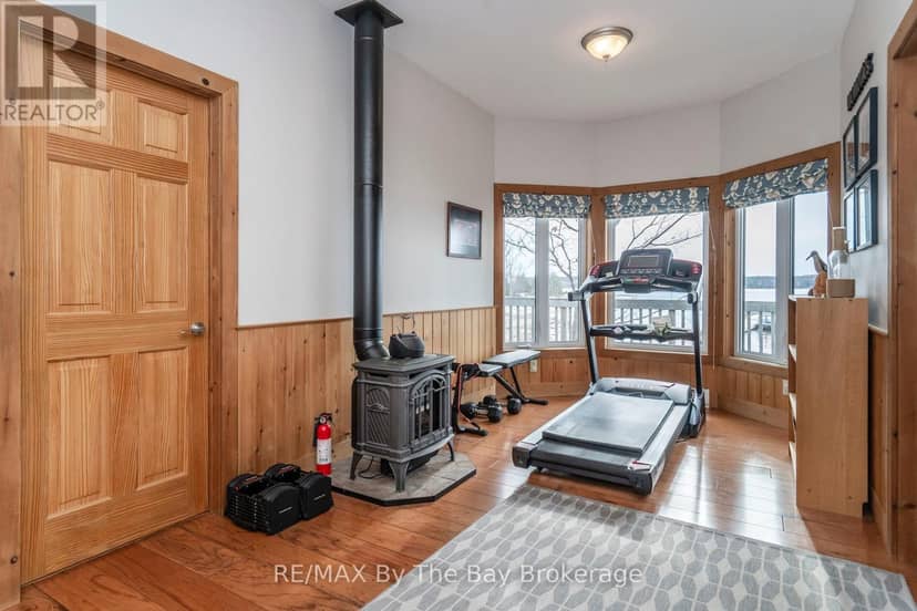 3854 Is 630 Georgian Bay — photo 22 of 40