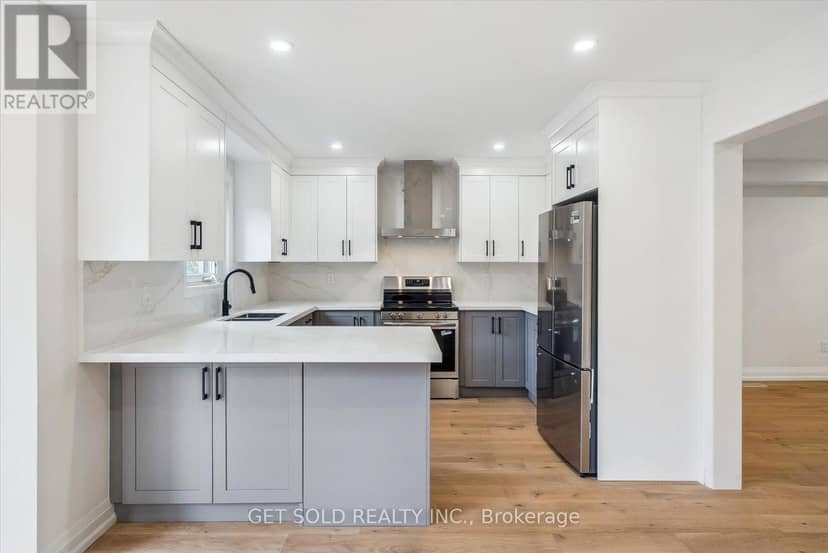 27 Edenbridge Drive — photo 17 of 40