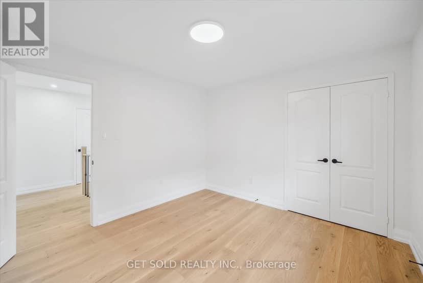 27 Edenbridge Drive — photo 25 of 40