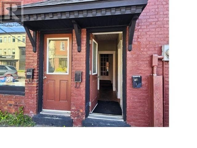247-249-251 Queen Street — photo 2 of 18