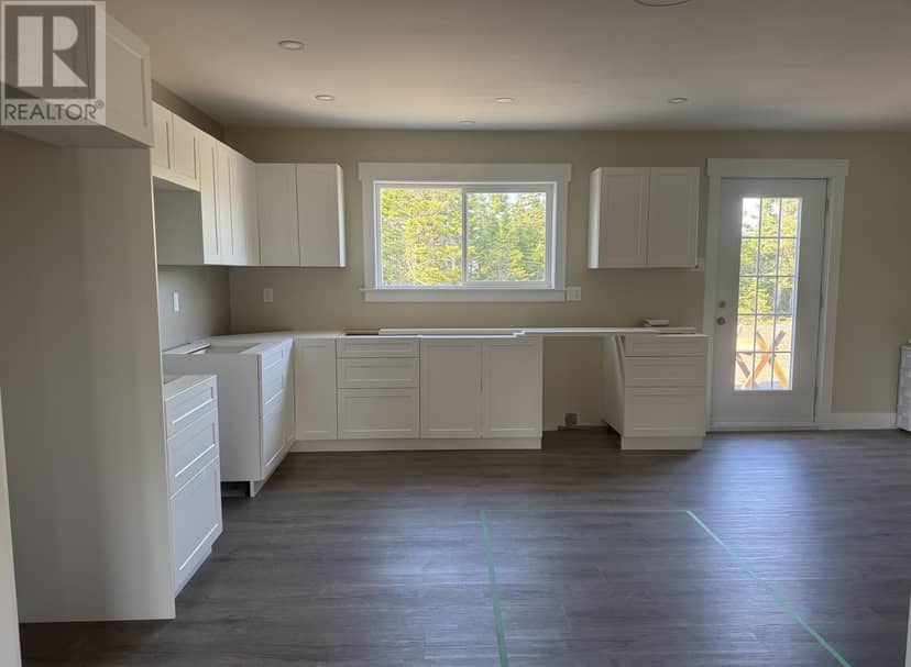 37 Tibbeys Point Road — photo 4 of 36