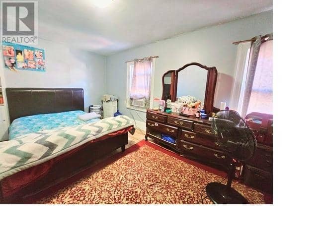 247-249-251 Queen Street — photo 9 of 18
