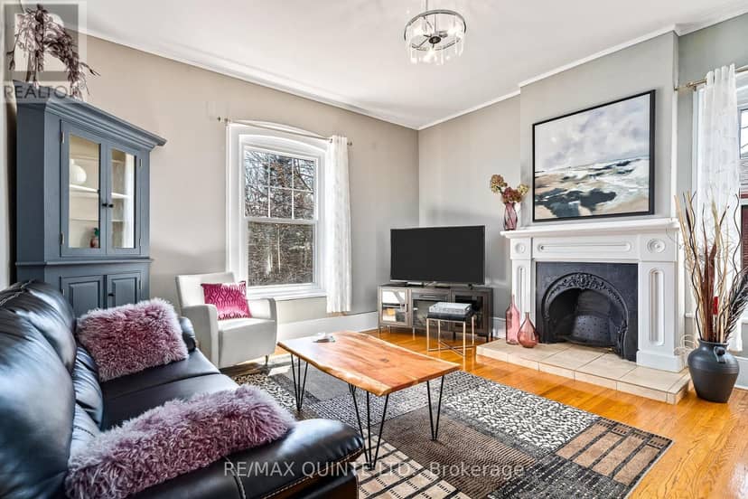 156 Bridge Street E — photo 23 of 40